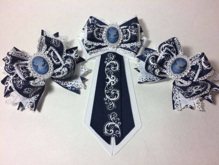 Школьный галстук для девочек канзаши