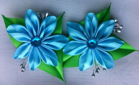Голубые цветы канзаши
