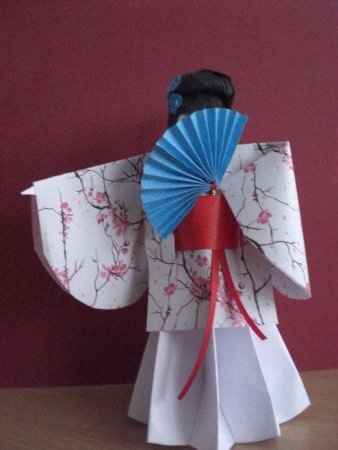 Оригами японское кимоно