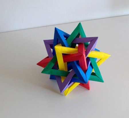 Пять тетраэдров оригами